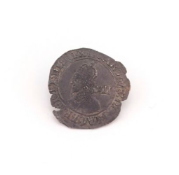 Raríssima moeda de 1643 forjada em plena guerra será disputada em leilão britânico