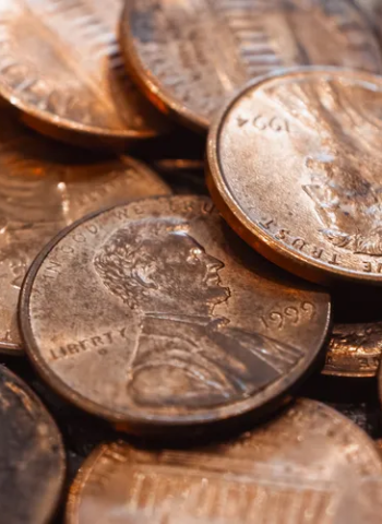 Após ordem de Trump, Casa da Moeda dos EUA cunha a última moeda de 1 centavo