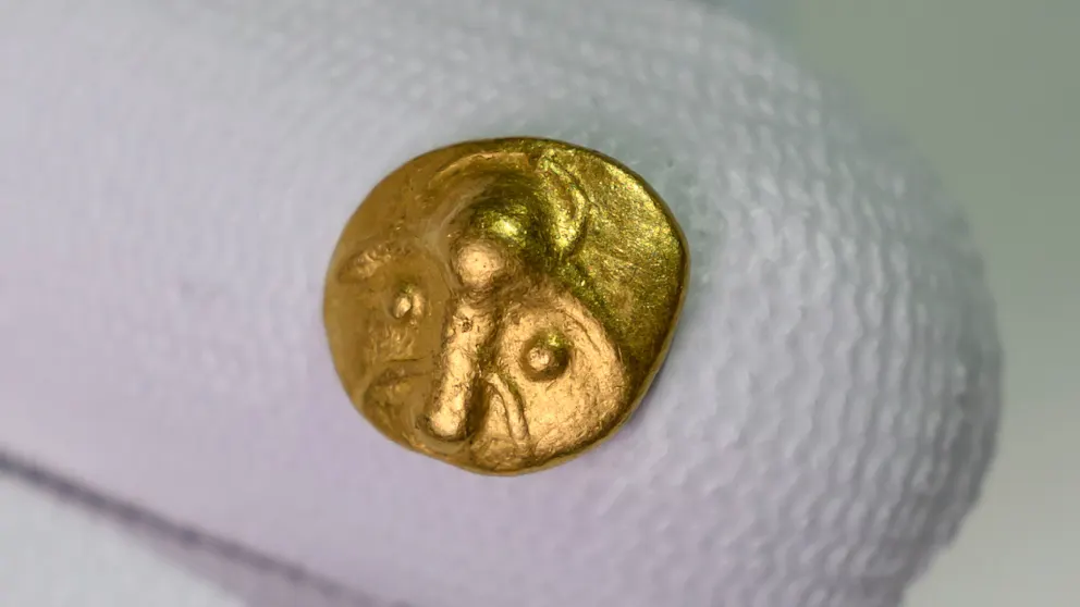 Moeda de ouro de 2.200 anos revela laços antigos entre a Saxônia e o mundo celta