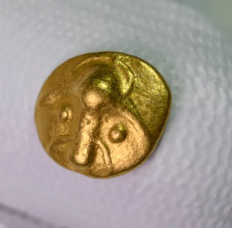 Moeda de ouro de 2.200 anos revela laços antigos entre a Saxônia e o mundo celta
