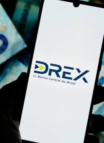 Dinheiro físico resiste e ganha papel estratégico em cenário global incerto