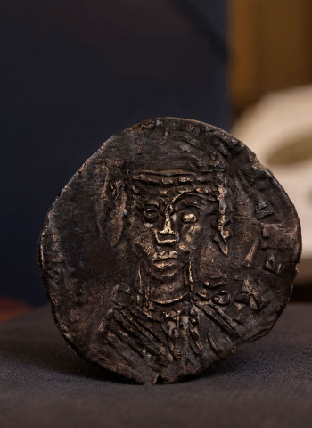 Estáter de ouro de Filipe II e raridades britânicas movimentam leilão de moedas em North Yorkshire
