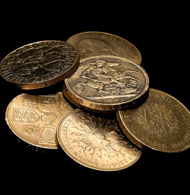 Moedas celtas de 2.300 anos indicam oferenda religiosa em pântano suíço