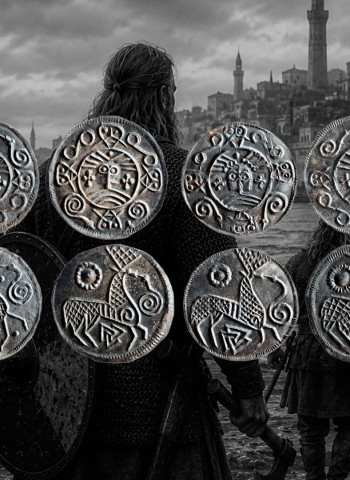 Moedas Vikings Feitas com Prata Islâmica: A Descoberta que Está Reescrevendo a História