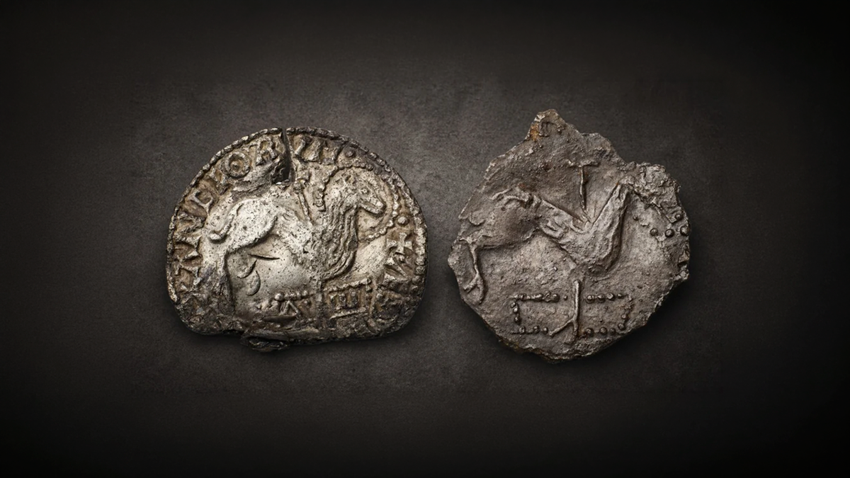 Moedas ‘Cordeiro de Deus’ de 1009 Ligadas ao Apocalipse São Encontradas na Dinamarca Após 1.000 Anos